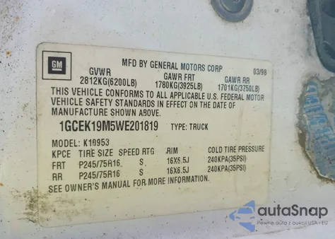 1998 Chevrolet C/K 1500 Silverado Fleetside z USA, uszkodzony, nr VIN 1GCEK19M5WE201819